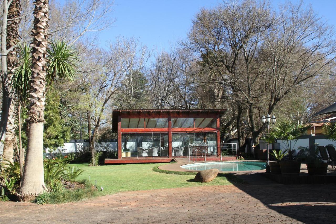 The Oak Potch Guesthouse Potchefstroom Exterior photo